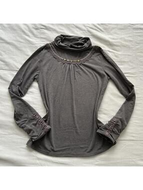 Axes Femme Charcoal Gray Lace Jeweled Turtleneck Long Sleeve Top M Japan